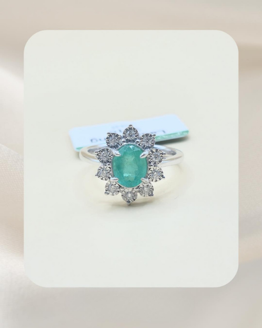 18K Diamond Ring
