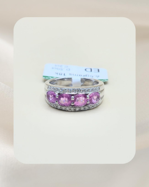 18K Diamond Ring