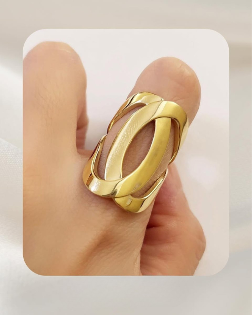 18K Yellow Gold Ring