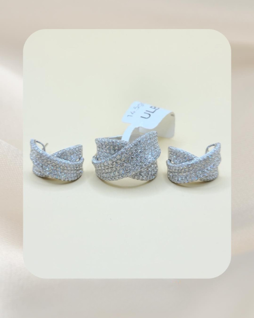 18K Diamond Set
