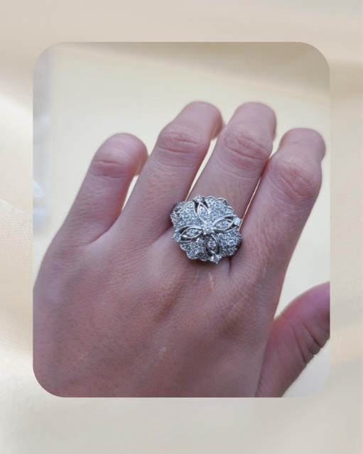 18K Diamond Ring