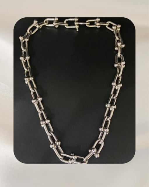 18K White Gold Necklace