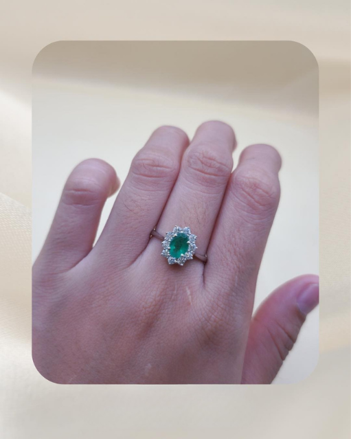 18K Diamond Ring