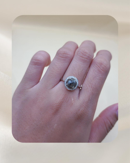 18K Diamond Ring