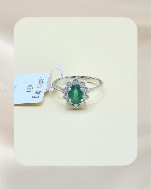 18K Diamond Ring