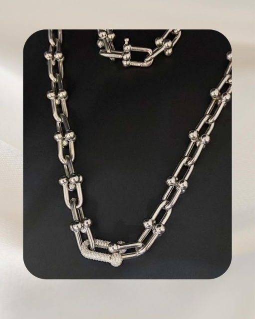 18K White Gold Necklace