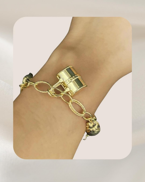 18K Yellow Gold Bracelet
