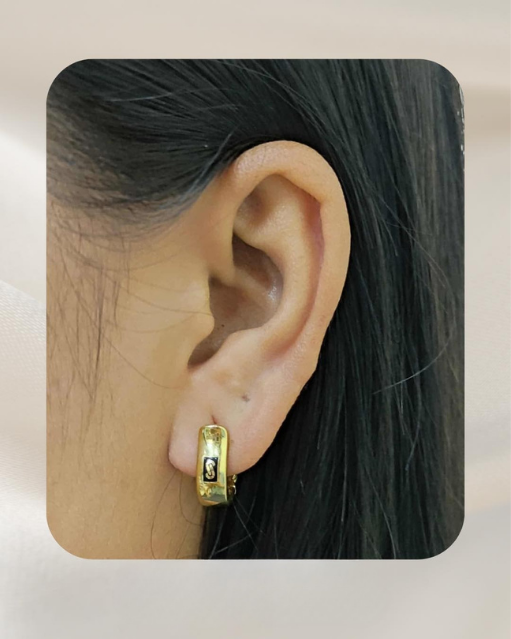 18K Yellow Gold Earrings