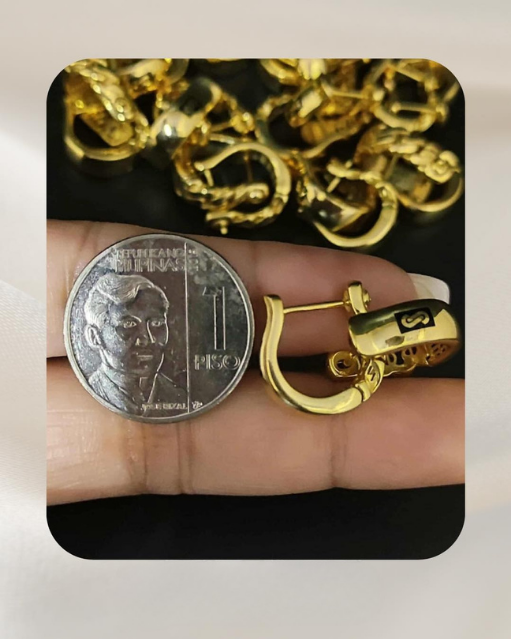 18K Yellow Gold Earrings
