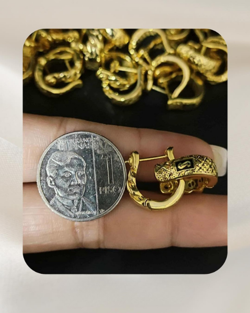 18K Yellow Gold Earrings