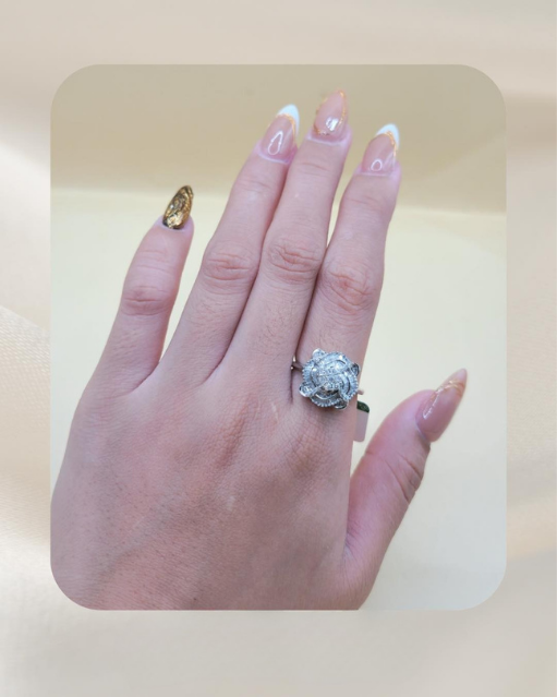 18K Diamond Ring