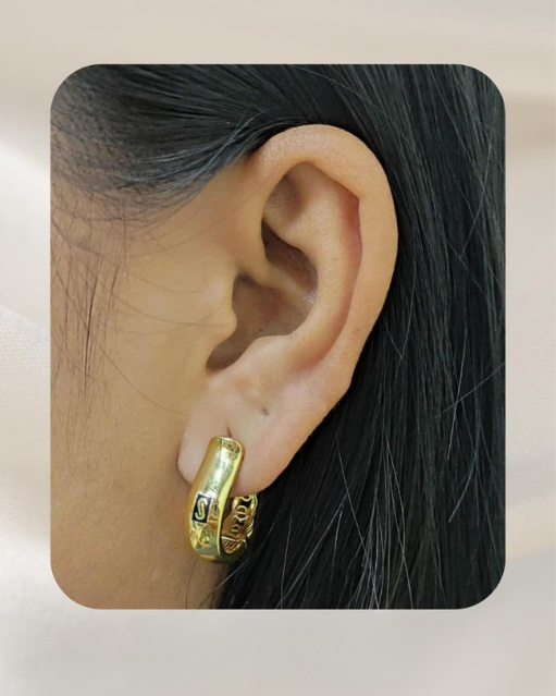 18K Yellow Gold Earrings
