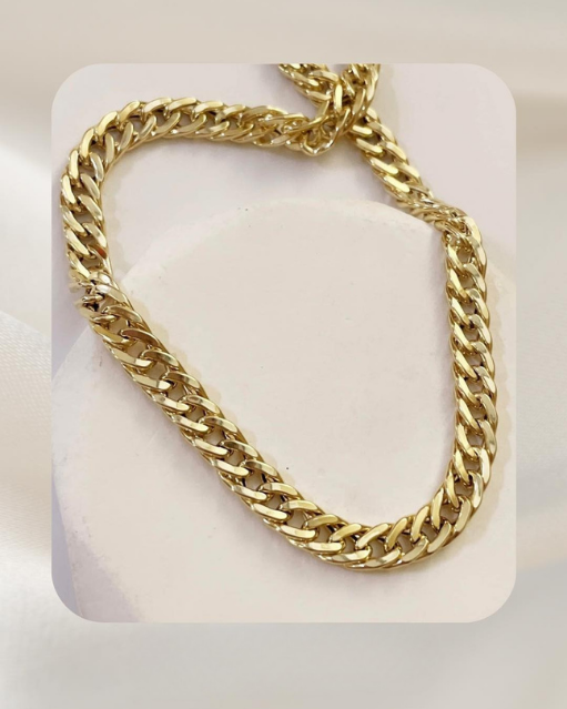 18K Yellow Gold Necklace