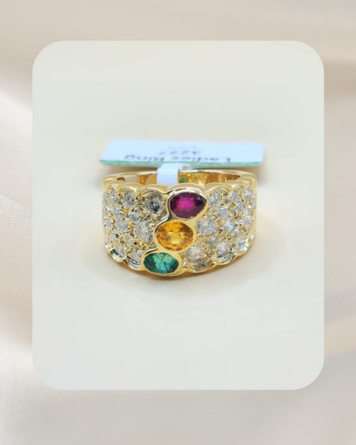 18K Diamond Ring