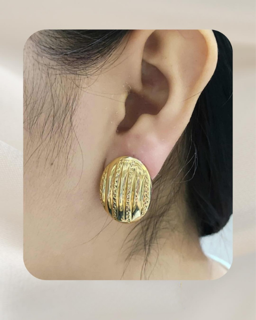 18K Yellow Gold Earrings