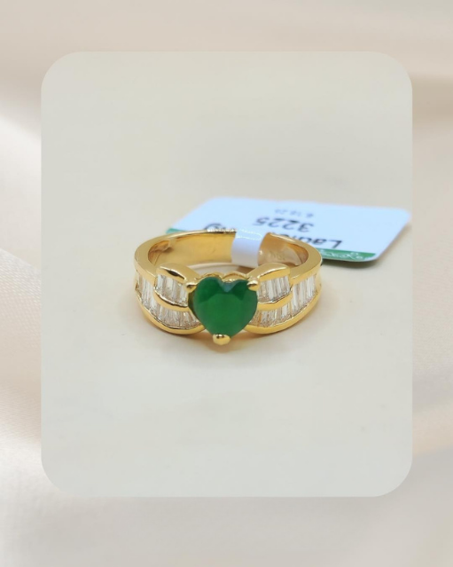 18K Diamond Ring