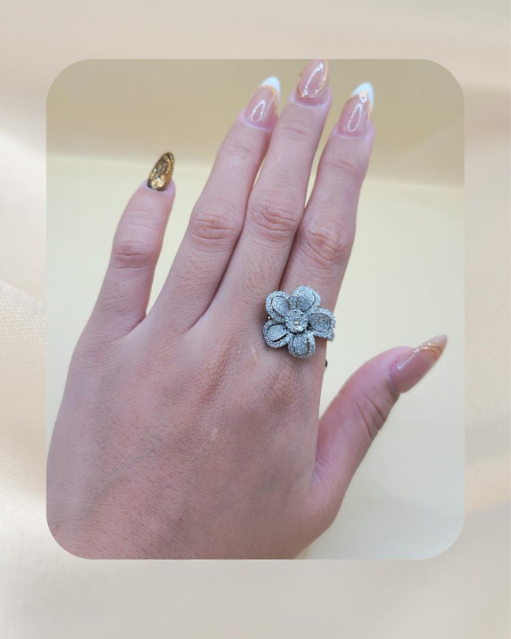 18K Diamond Ring