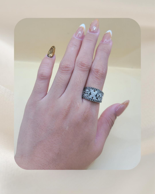 18K Diamond Ring