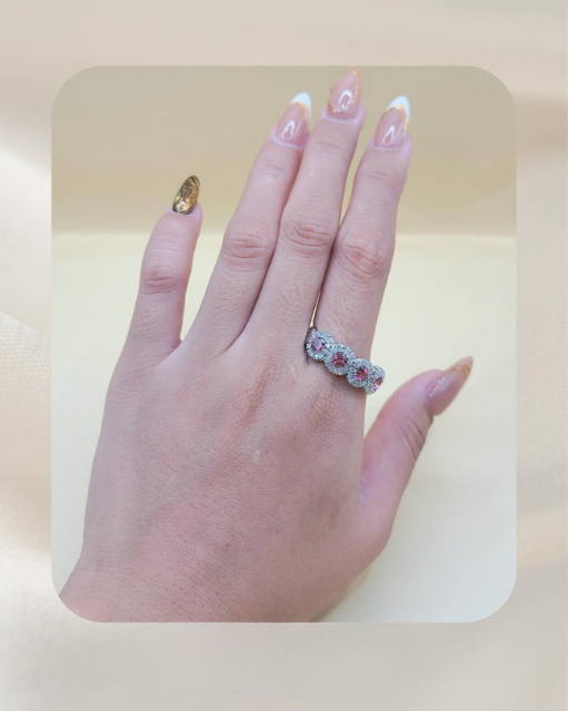 18K Diamond Ring