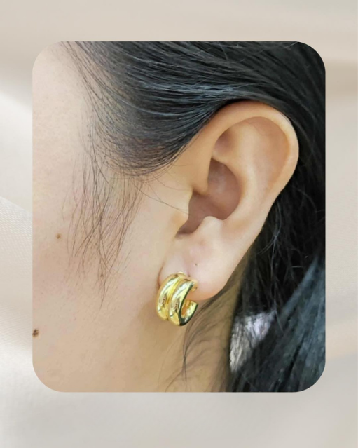 18K Yellow Gold Earrings