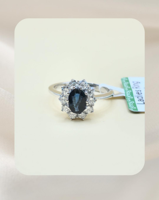 18K Diamond Ring