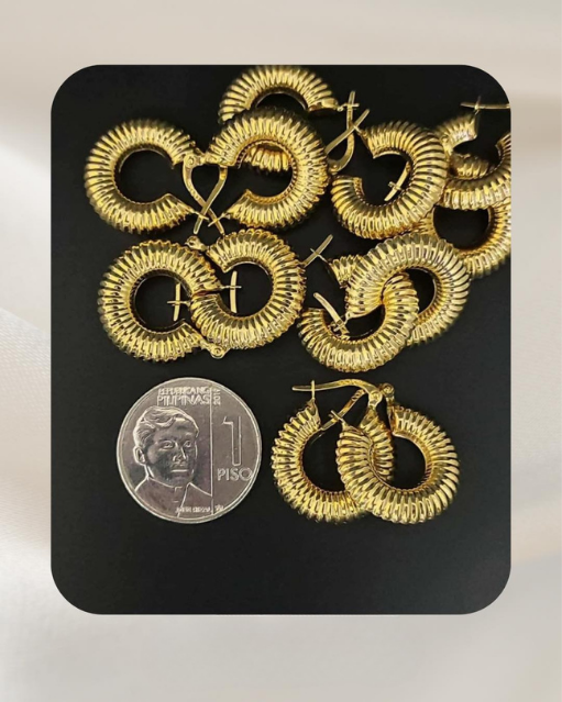 18K Yellow Gold Earrings