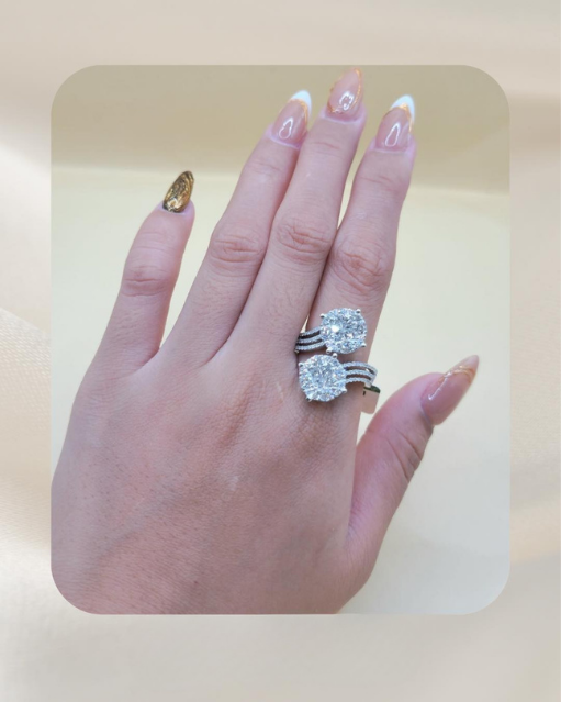 18K Diamond Ring