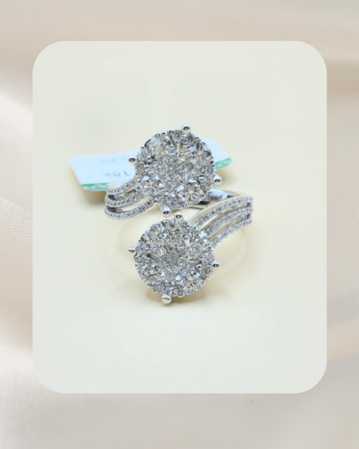18K Diamond Ring