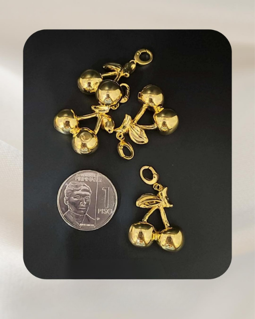 18K Yellow Gold Pendant