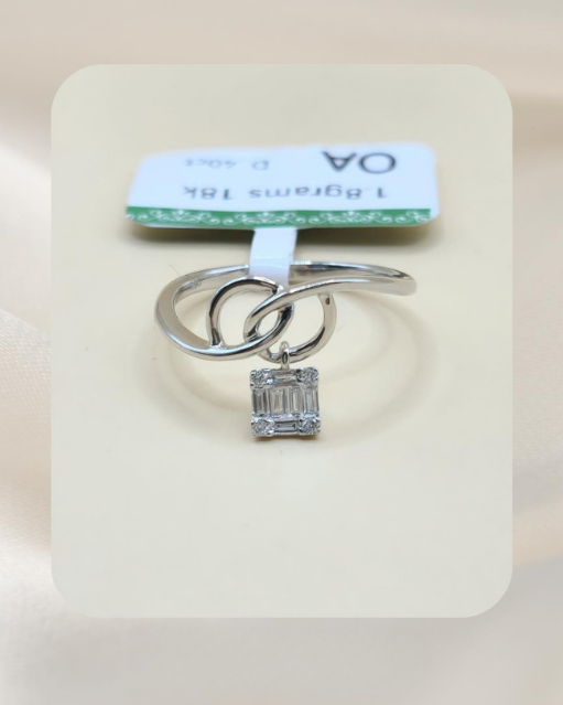 18K Diamond Ring
