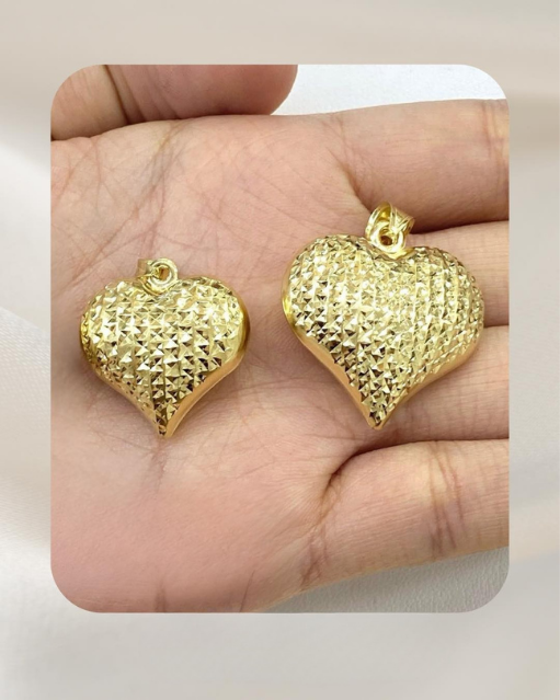 18K Yellow Gold Pendant