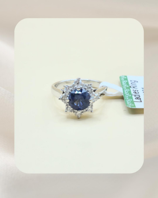 18K Diamond Ring