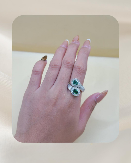 18K Diamond Ring