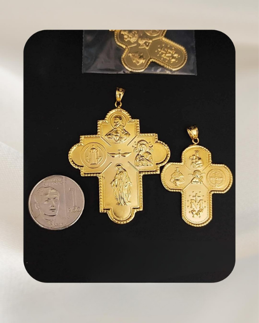 18K Yellow Gold Pendant