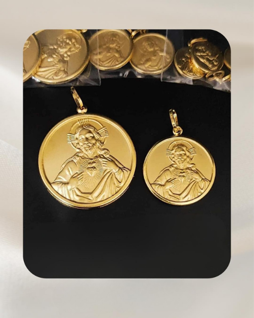 18K Yellow Gold Pendant
