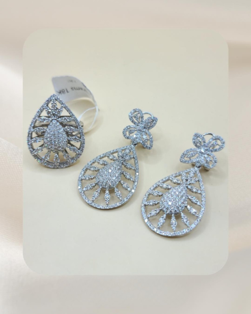 18K Diamond Set
