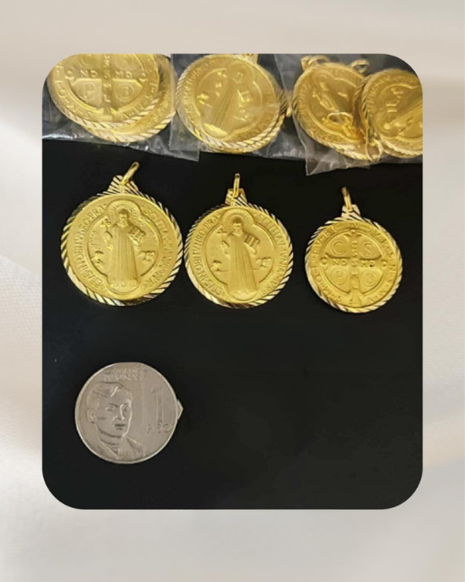 18K Yellow Gold Pendant