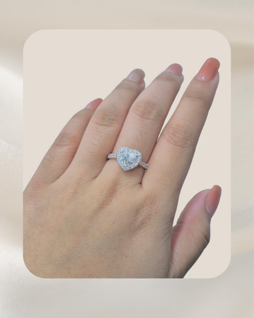 18K Diamond Ring