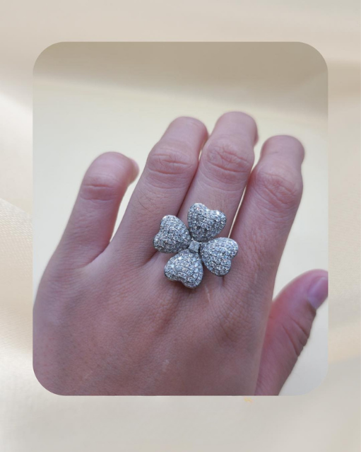 18K Diamond Ring