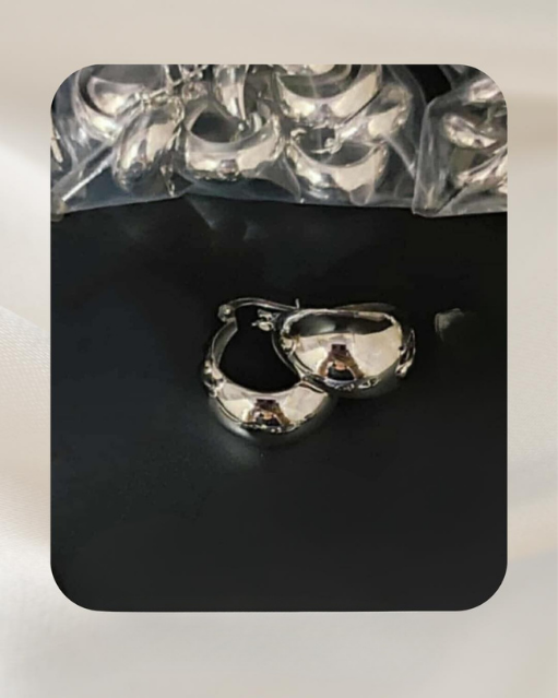 18K White Gold Earrings