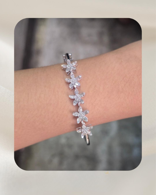 14K Diamond Bangle