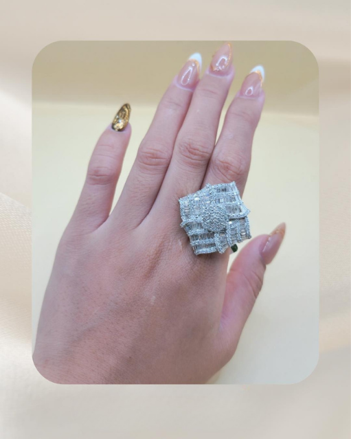18K Diamond Ring