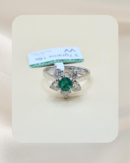 18K Diamond Ring