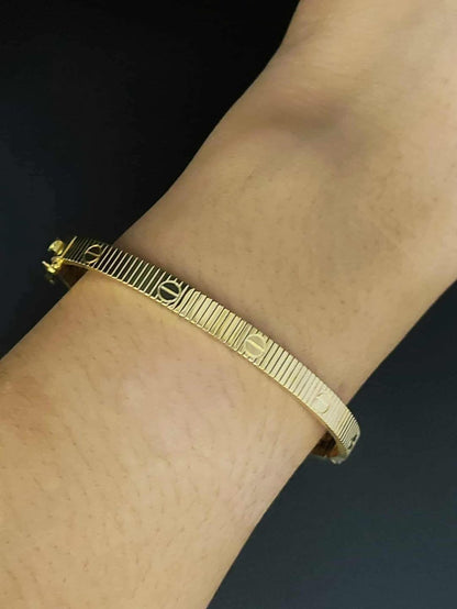 18K Bangle