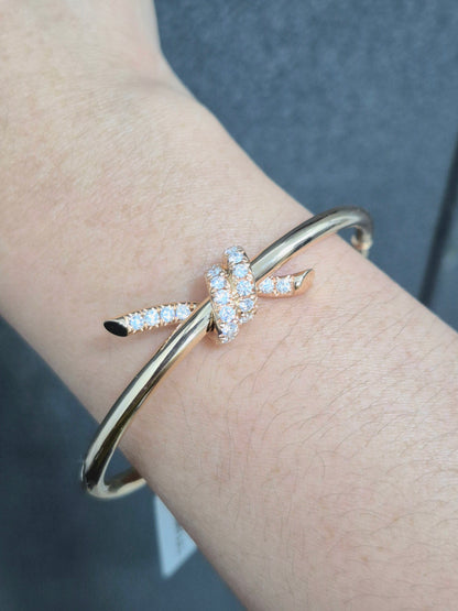 18K HK Setting Diamond Bangle