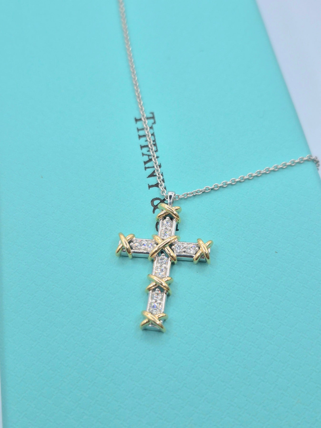 18K HK Setting Diamond Necklace